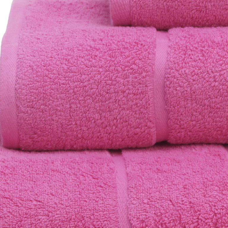 Terry-Lustre-525gsm-Lifestyle-Cerise-C