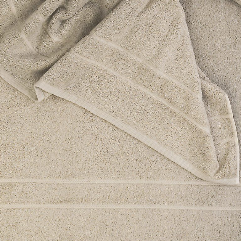 07 Bath-Blanket-Close-Detail-Stone