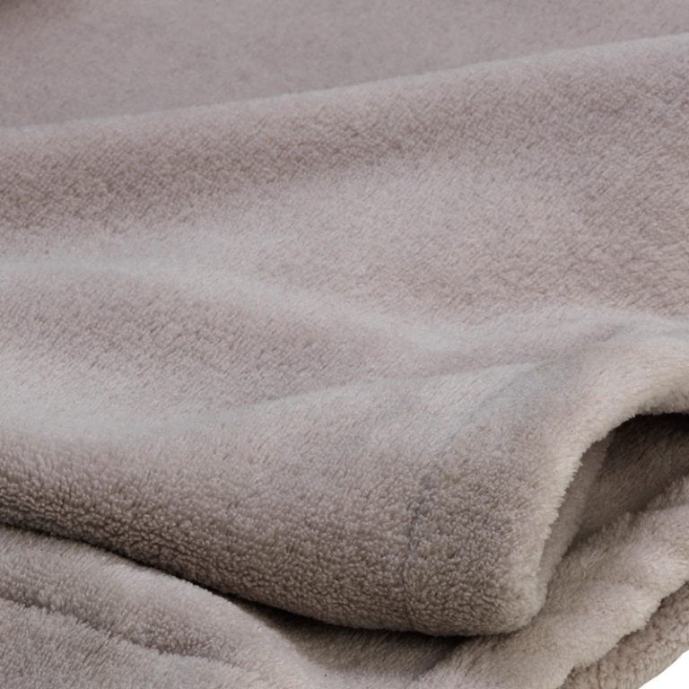 03b-Fleece-Blanket-Taupe