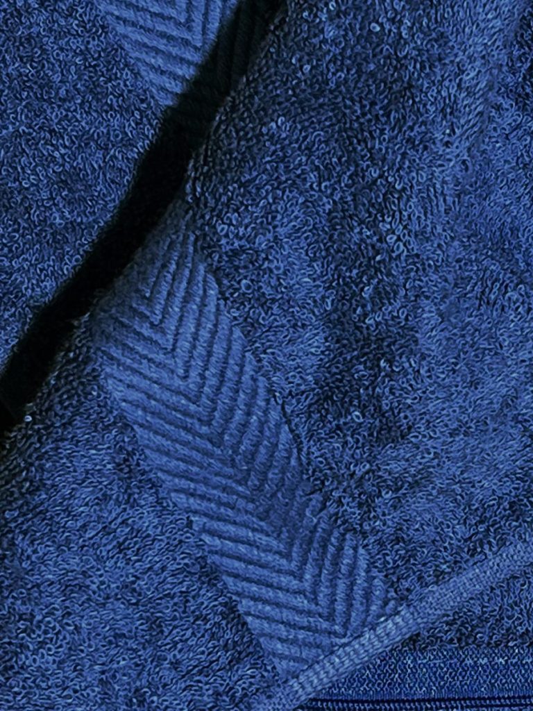 02h-Sports-Towels-Zip