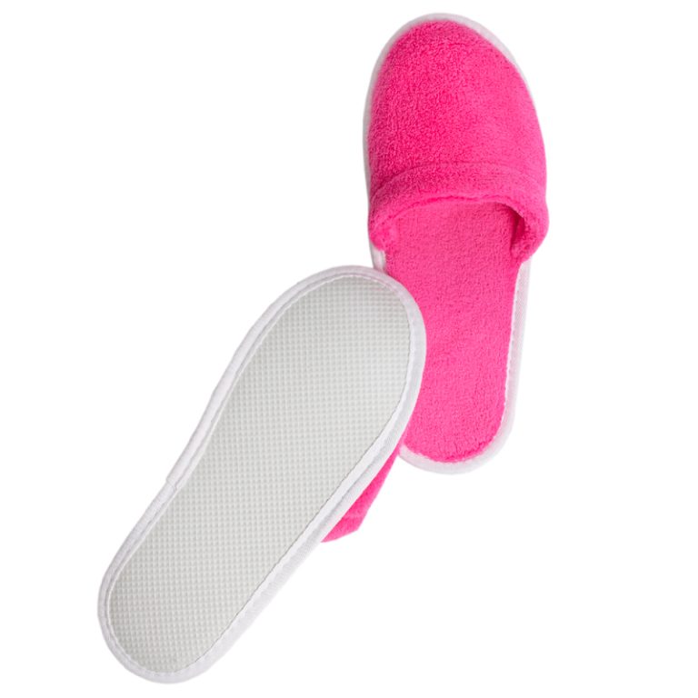 04c-Economy-Closed-Toe-Cerise